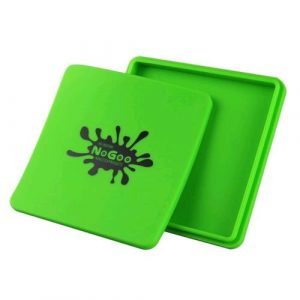 NOGOO - CONTENITORE RETTANGOLARE IN SILICONE OLEOREPELLENTE - 7X7 POLLICI - DIVISIBILE IN DUE VASSOI